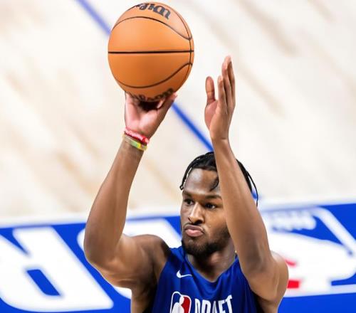 周六,西甲焦点战,巴伦西亚,安博体育平台,安博体育官方网站,安博体育登录入口,安博体育app下载